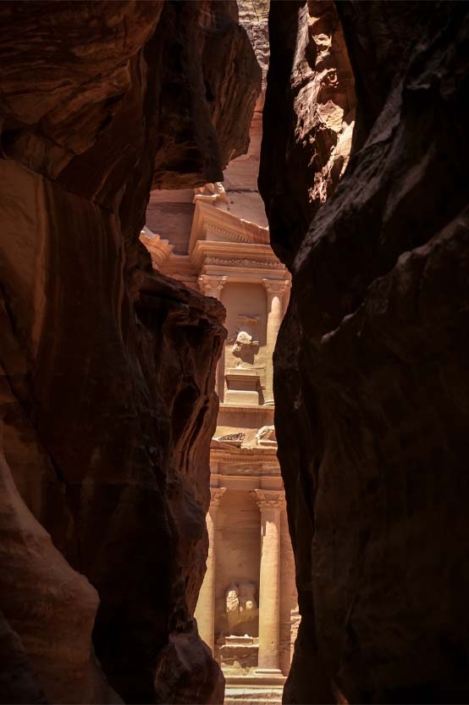 Petra’s Crack; Jordan Paw Print Photos - Gregor McGregor - Portfolio Historical Sites
